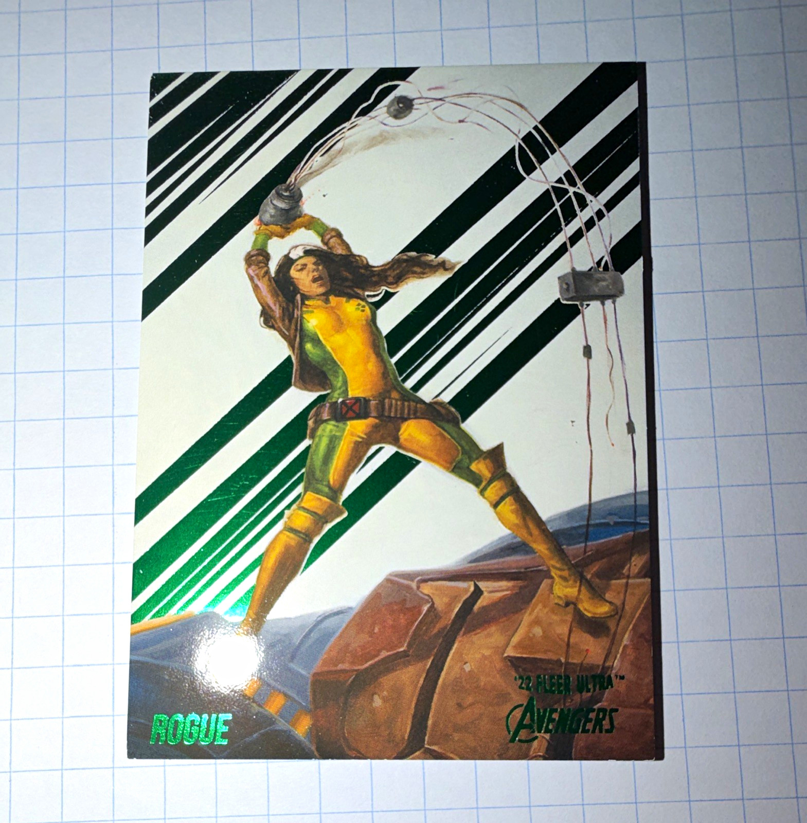 Fleer 2002 Marvel Fleer Ultra Avengers Base Set #59 Rogue Non-Sport Card