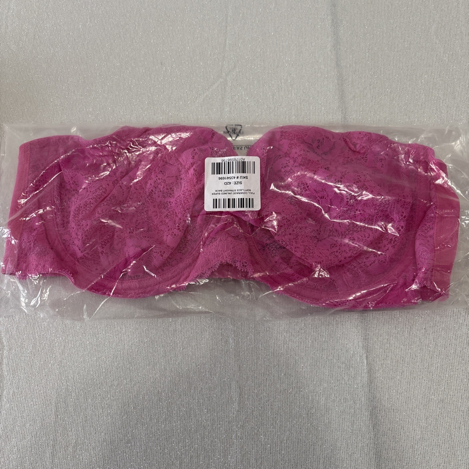 New Torrid Unlined Lace Full Coverage Pink Bra 42D NWT New Torrid Unlined Lace Full Coverage Pink Bra 42D NWT