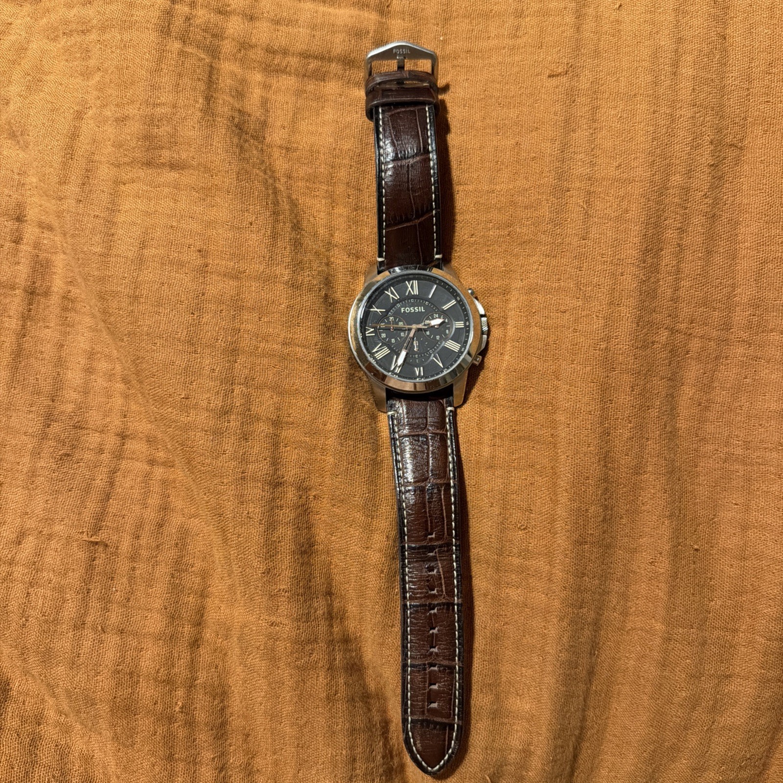 Fossil Chronograph Mens Watch Brown Leather Classic Roman Numeral Timepiece Fossil Chronograph Mens Watch Brown Leather Classic Roman Numeral Timepiece