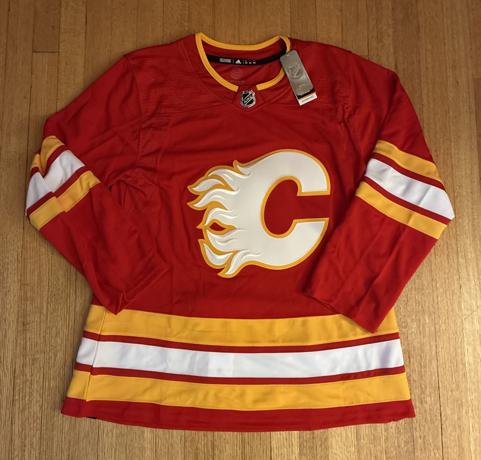 Adidas Authentic Calgary Flames Primegreen Men Size 54 Home Hockey Jersey New