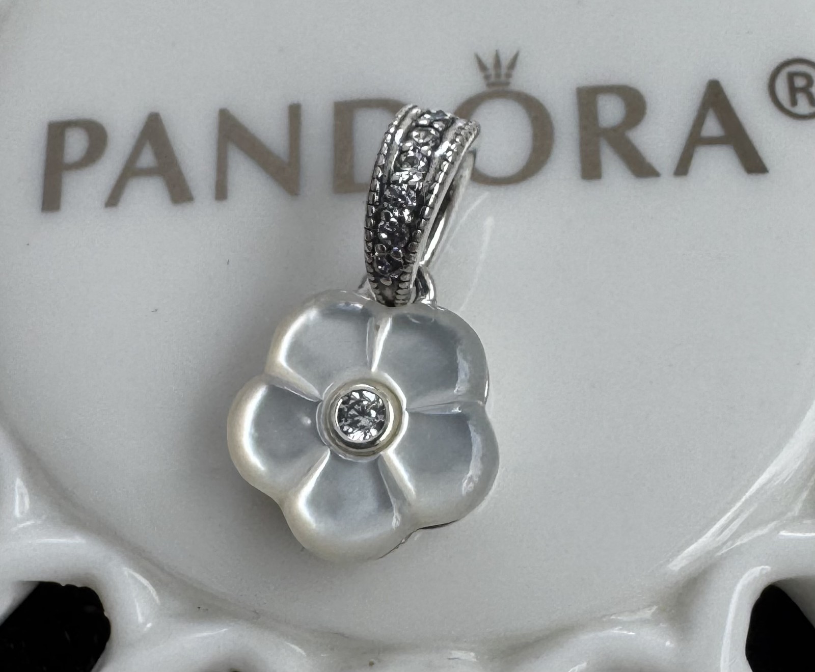 Authentic Pandora Luminous Florals Pendant #390386MOP