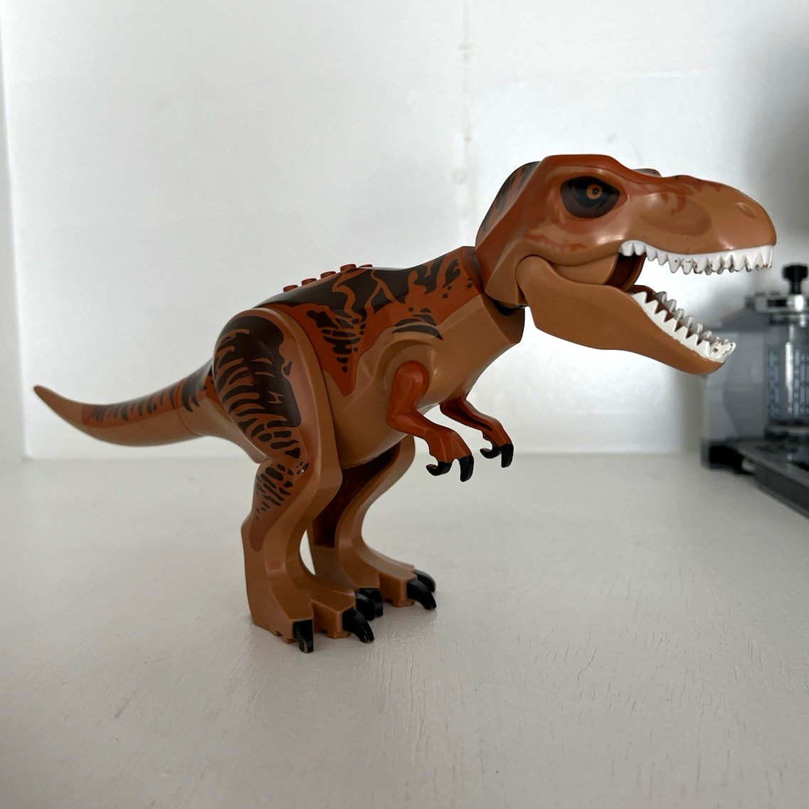 LEGO Authentic Jurassic World T.Rex LEGO Authentic Jurassic World T.Rex