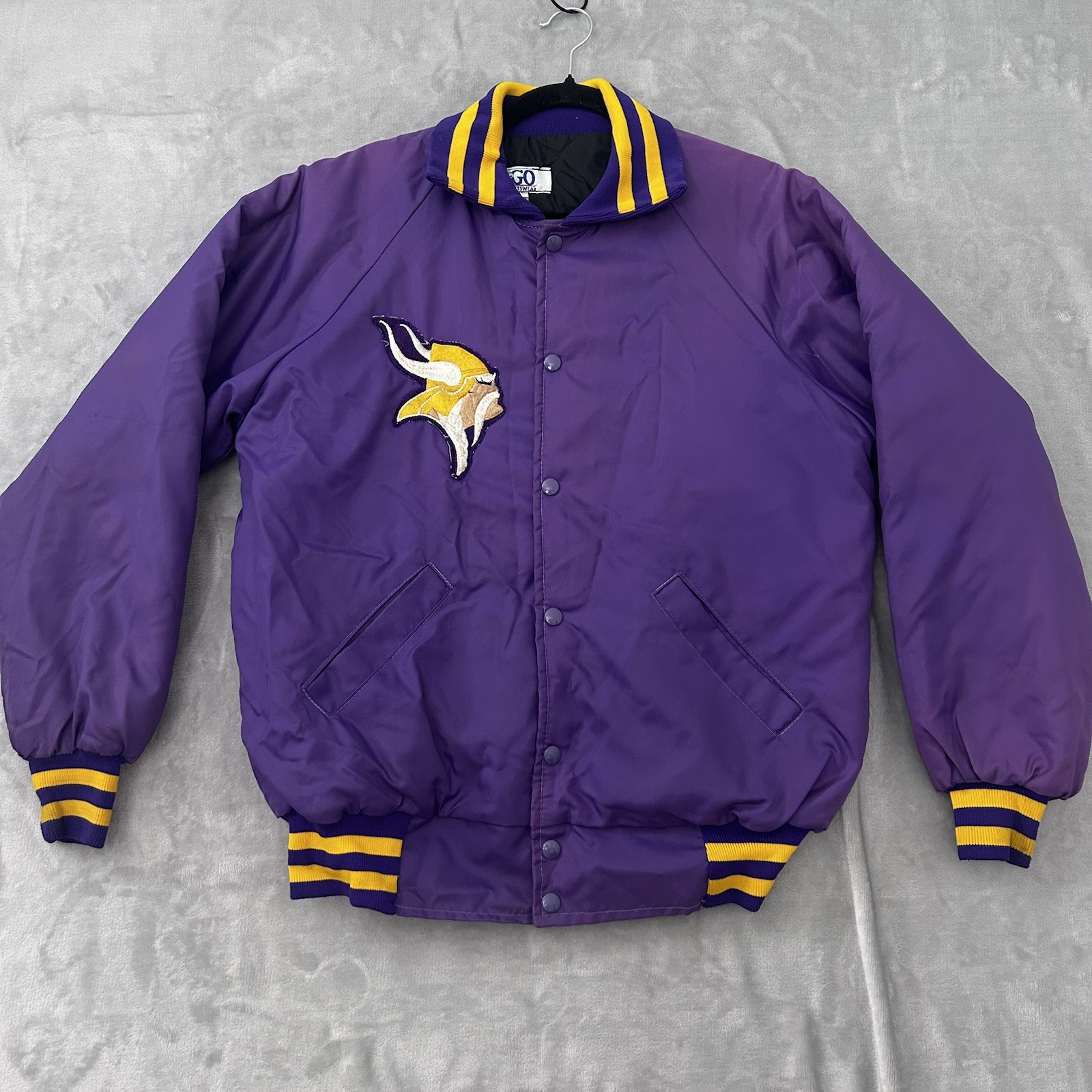Vintage 80s Minnesota Vikings Jacket Mens M Purple Chain Stitch Bomber NFL Rare Vintage 80s Minnesota Vikings Jacket Mens M Purple Chain Stitch Bomber NFL Rare