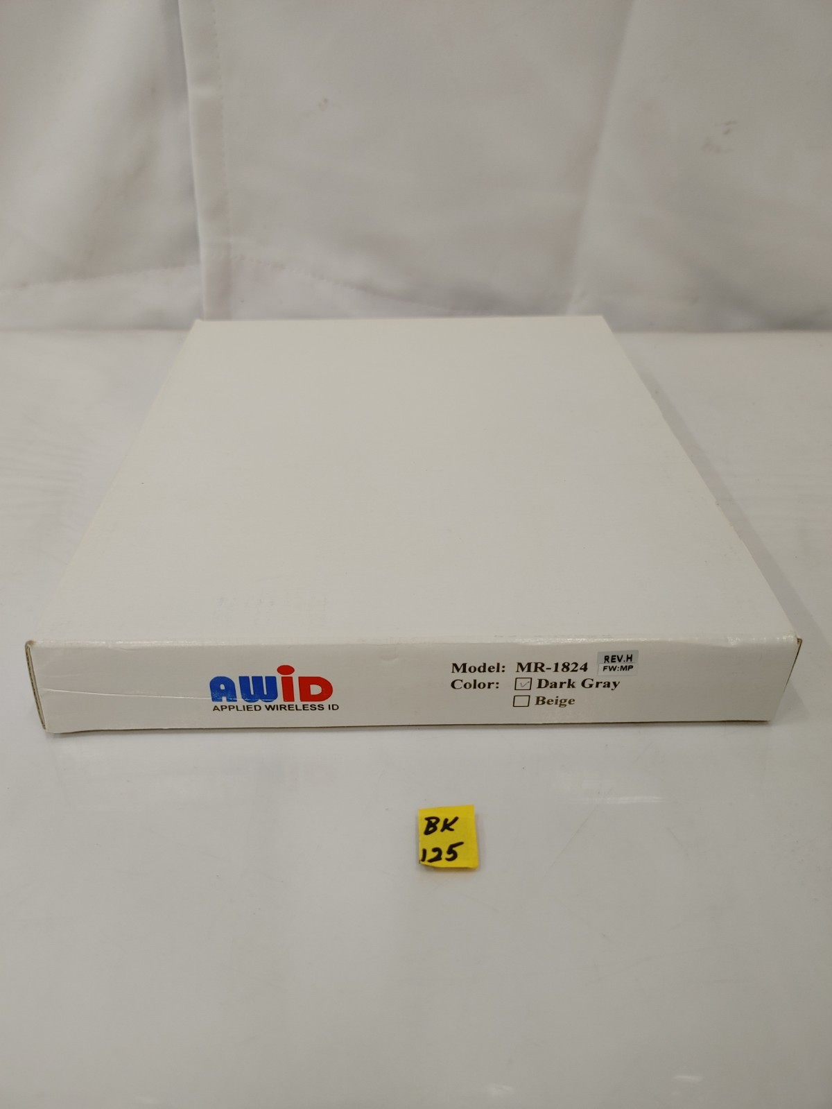 AWID MR-1824 Medium Range Proximity Reader
