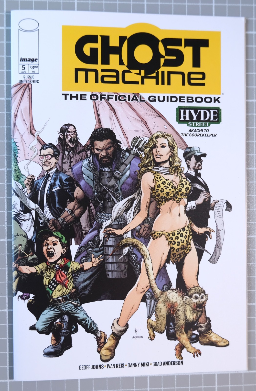 GHOST MACHINE: THE OFFICIAL GUIDEBOOK #5 IMAGE 2026 HYDE STREET SERIES GUIDE NM
