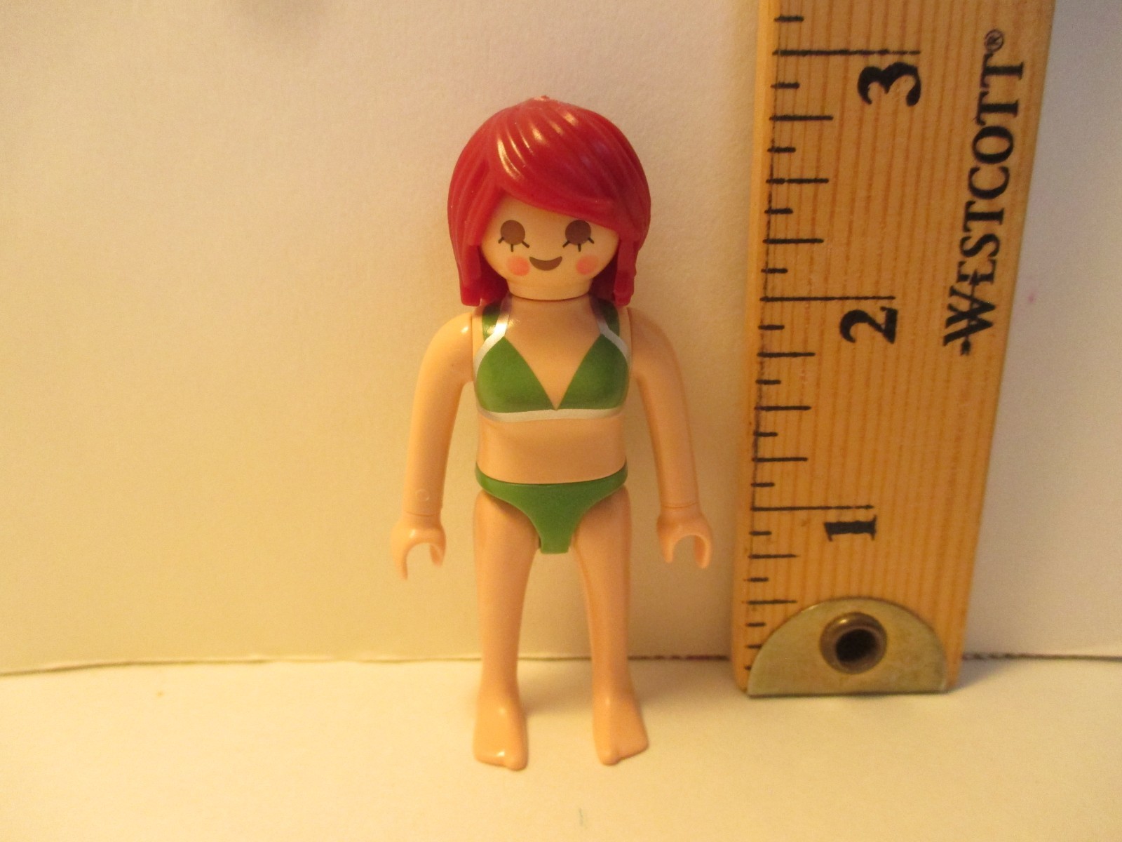 Playmobil figure BAREFOOT MODERN WOMAN W/ AUBURN HAIR IN 2-PIECE GREEN SWIM SUIT