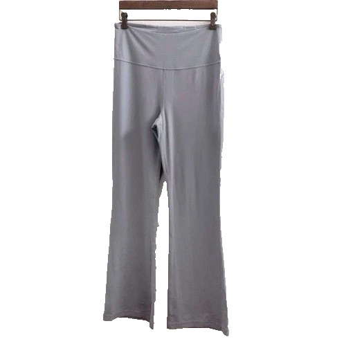 Lululemon Groove Super-High-Rise Flared Pant Nulu Light Gray Stretchy size 12 Lululemon Groove Super-High-Rise Flared Pant Nulu Light Gray Stretchy size 12