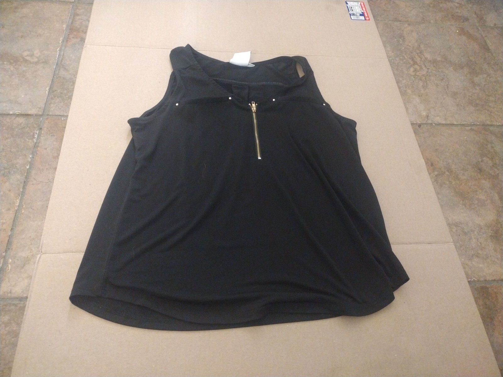 Women\'s Top Black Sleeveless Jaretchung Brand Size PM.