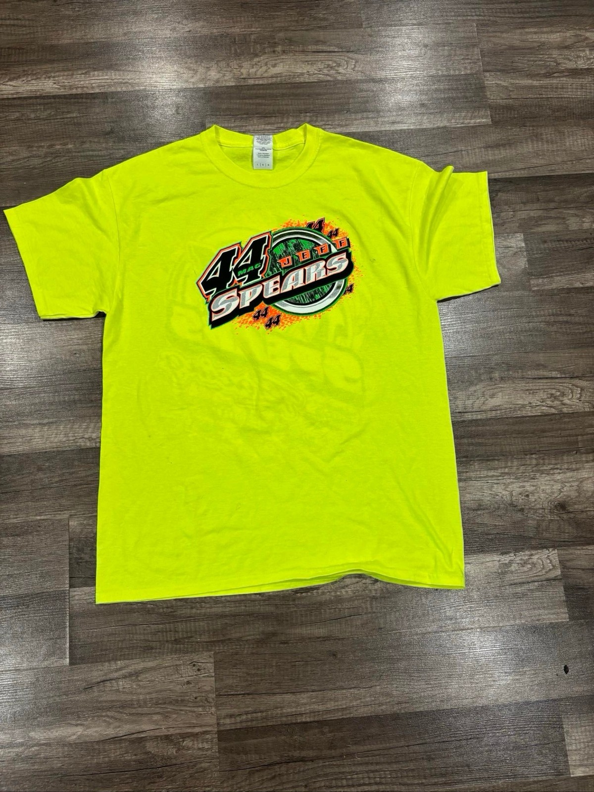 Gildan Ultra Cotton T-Shirt Men\'s Size Large Yellow Pre-Owned Fair Condition Gildan Ultra Cotton T-Shirt Men\'s Size Large Yellow Pre-Owned Fair Condition