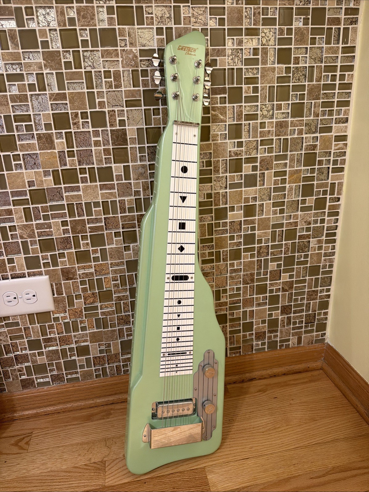 Gretsch Electromatic G5700 Lap Steel Electric Hawaiian Guitar
