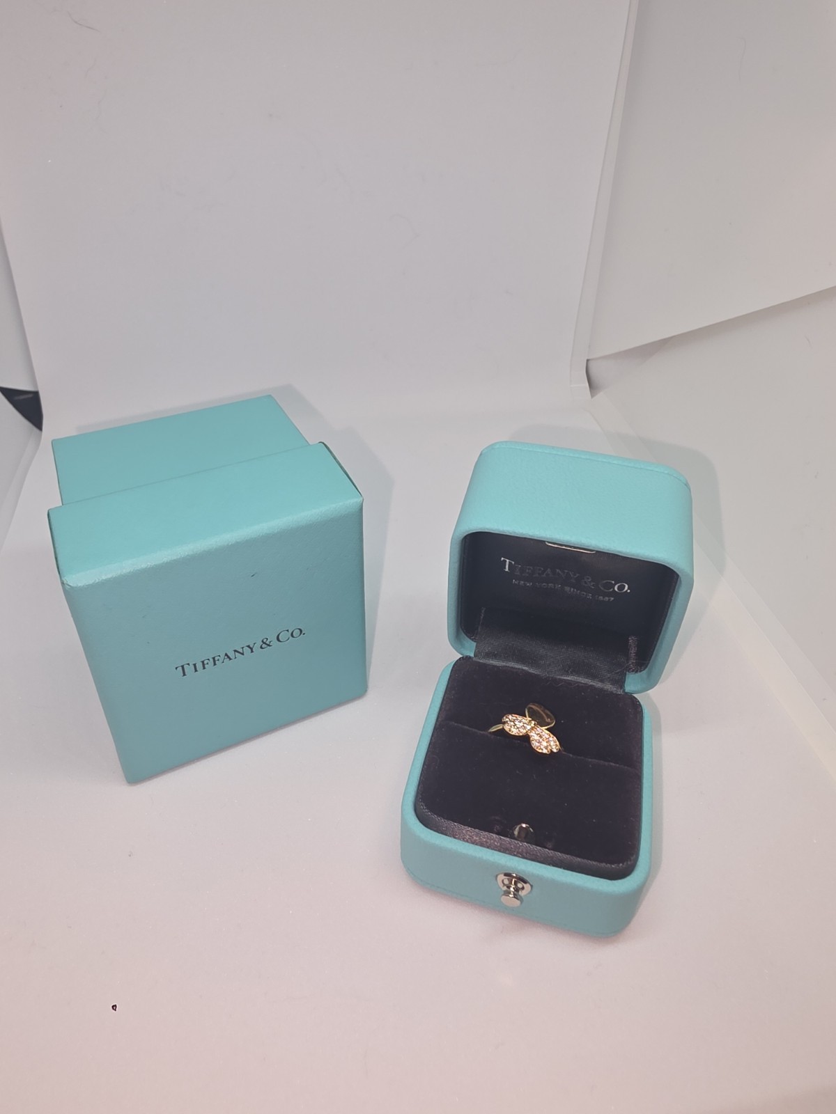 Tiffany & Co 18k Rose Gold Paper Flowers Tiffany & Co 18k Rose Gold Paper Flowers