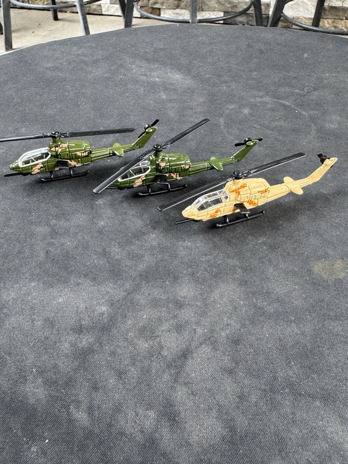 Camo Yat Ming Diecast Military Tan Green Aircraft Helicopters Wargaming No 1109 Camo Yat Ming Diecast Military Tan Green Aircraft Helicopters Wargaming No 1109
