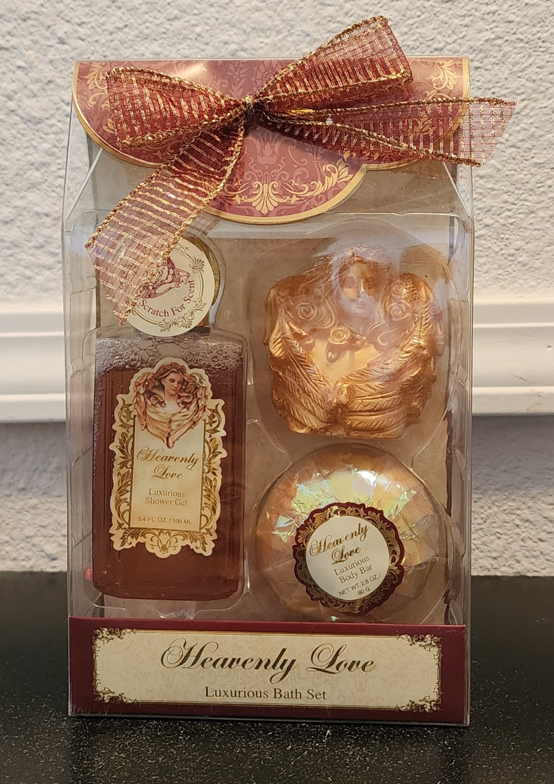 Vintage Heavenly Love Luxurious Bath Set Vintage Heavenly Love Luxurious Bath Set