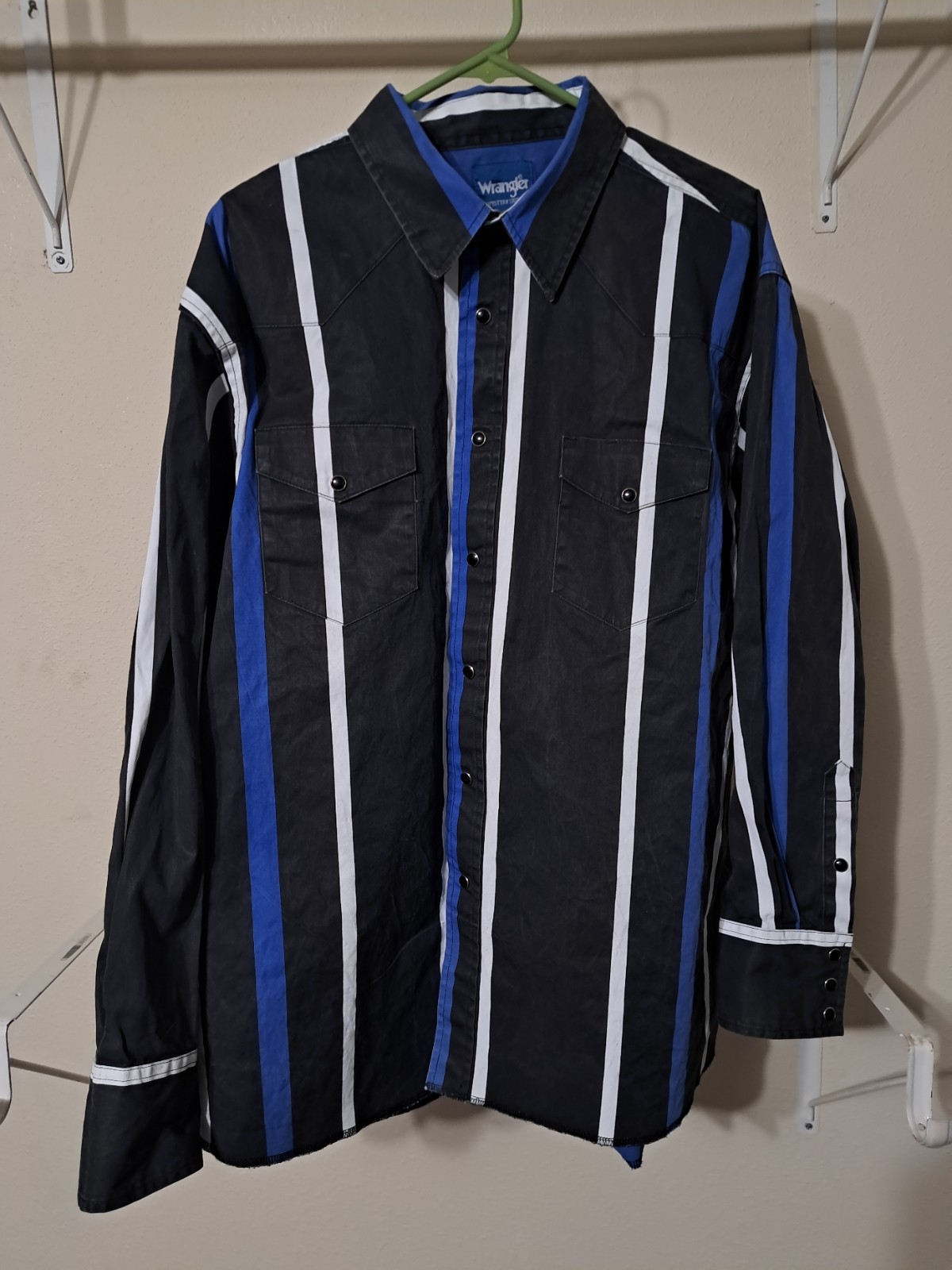 Vintage Wrangler Shirt Mens XXL Brush Popper Striped Western X-Long Tails USA Vintage Wrangler Shirt Mens XXL Brush Popper Striped Western X-Long Tails USA
