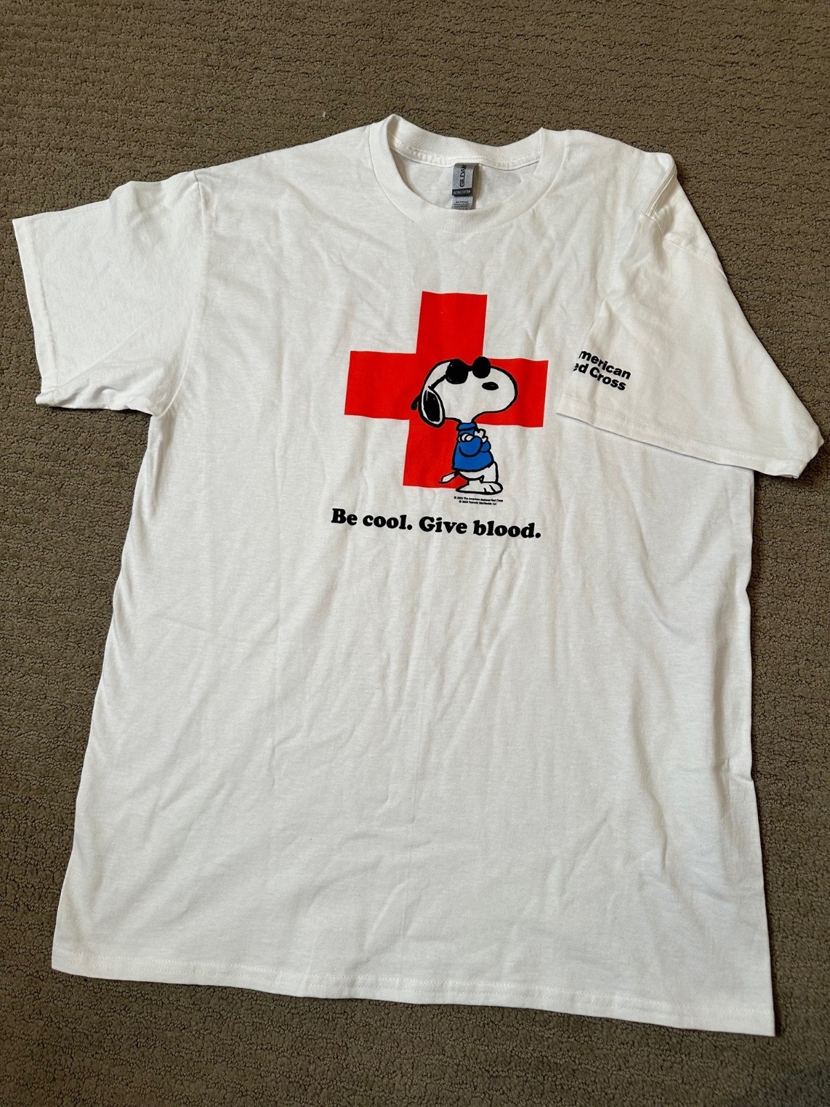 NEW 2023 American Red Cross Snoopy Joe Cool Give Blood White T-Shirt Mens Large