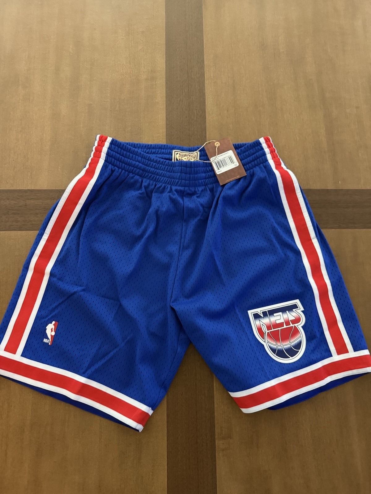 Mitchell & Ness 1993-94 New Jersey Nets Hardwood Classics Swingman Shorts L NWT Mitchell & Ness 1993-94 New Jersey Nets Hardwood Classics Swingman Shorts L NWT