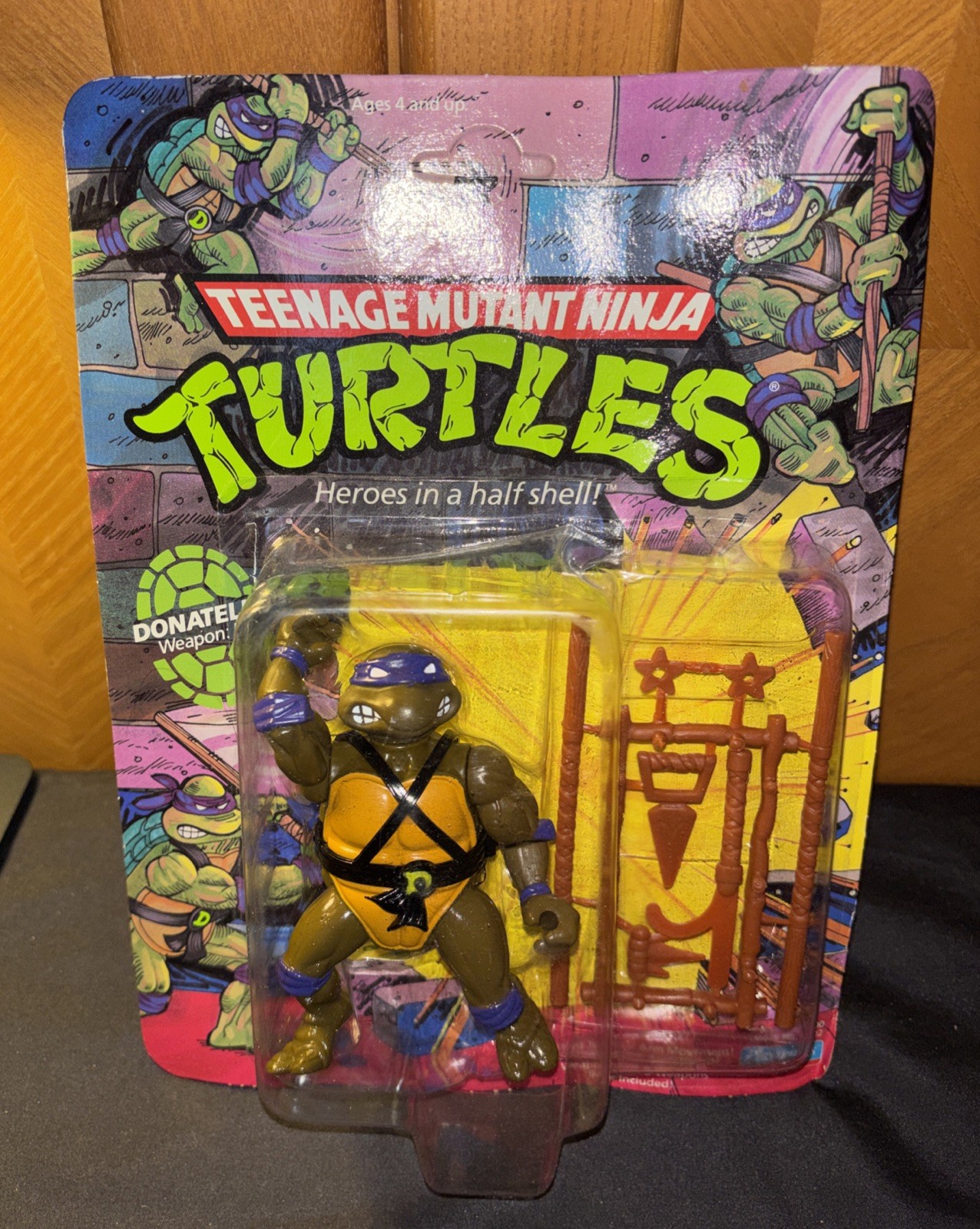 Teenage Muntant Ninja Turtles - Donatello - Playmates - Sealed MOC - 1988 TMNT