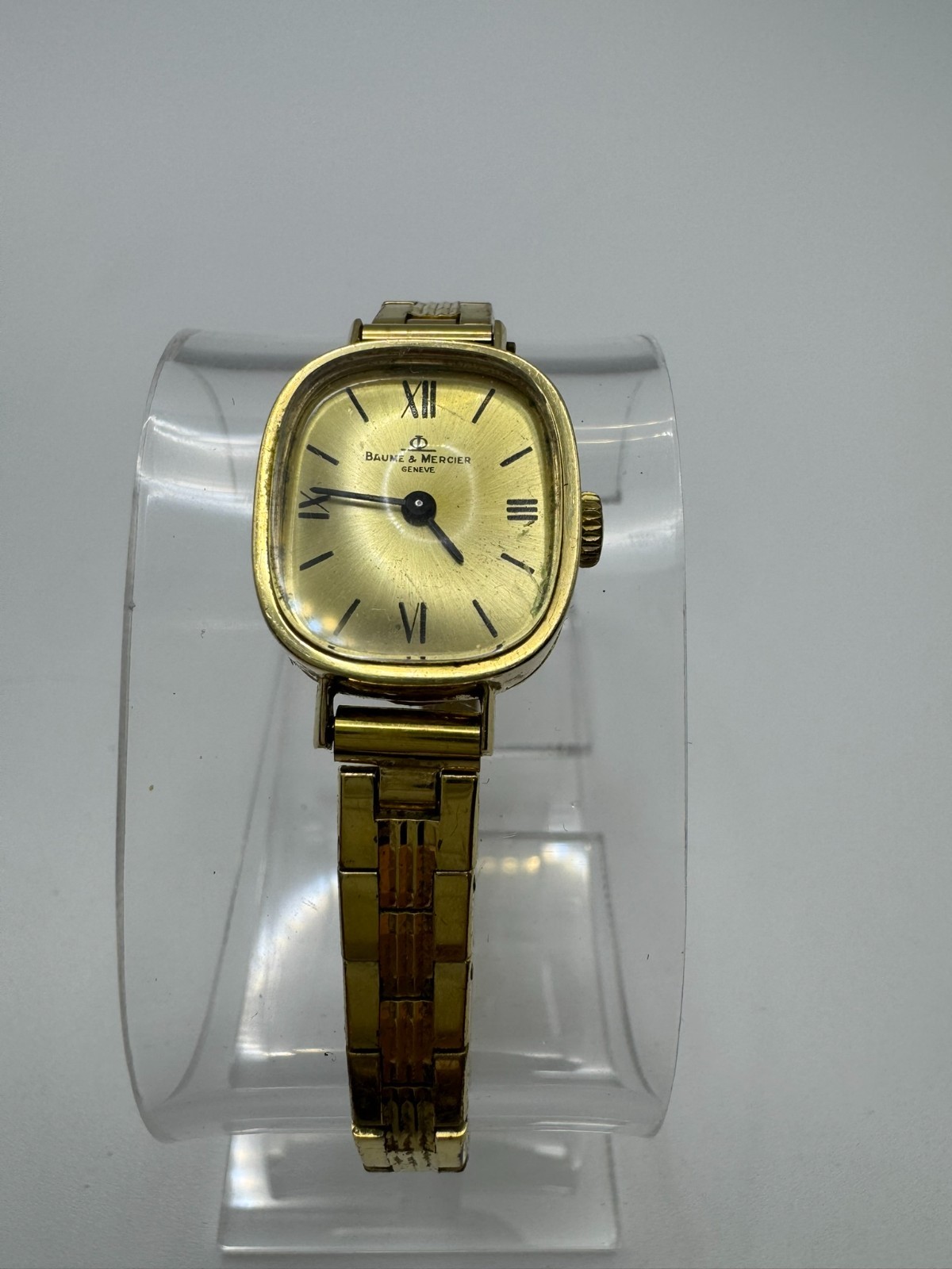 Vintage Baume & Mercier Geneve 14K Solid Gold Ladies Manual Wind Watch Vintage Baume & Mercier Geneve 14K Solid Gold Ladies Manual Wind Watch