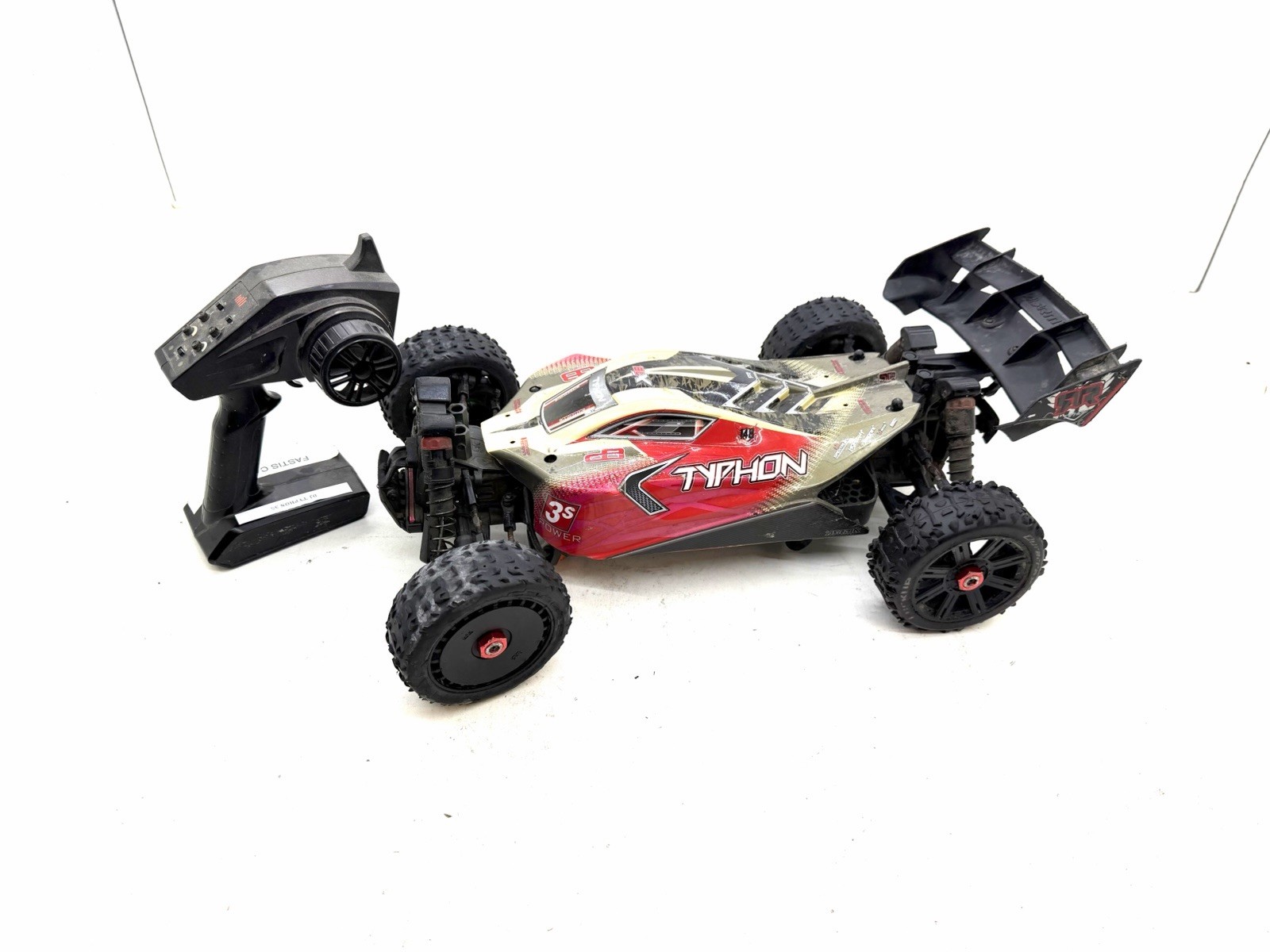 ARRMA TYPHON 4X4 3S BLX 1:8 4WD Brushless RTR Off-Road Buggy Red/Silver