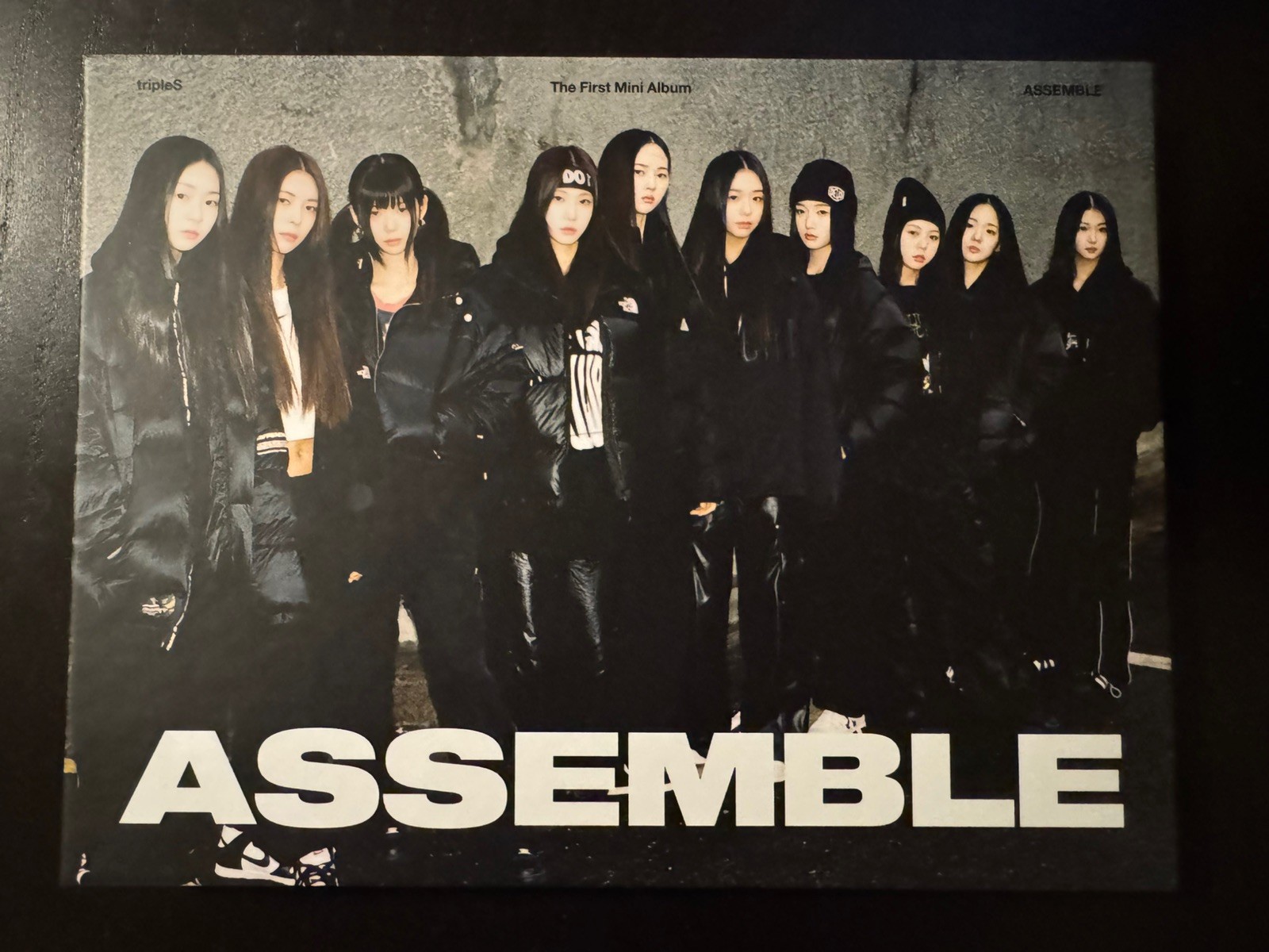 tripleS - ASSEMBLE First Mini Album CD 2023 - Unscanned Yooyeon Objekt/Photocard tripleS - ASSEMBLE First Mini Album CD 2023 - Unscanned Yooyeon Objekt/Photocard