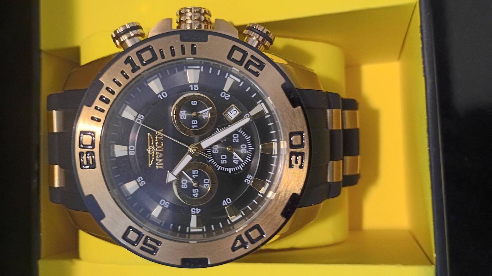Invicta Pro Diver Chronograph Watch - Gold & Black 48mm - New Invicta Pro Diver Chronograph Watch - Gold & Black 48mm - New