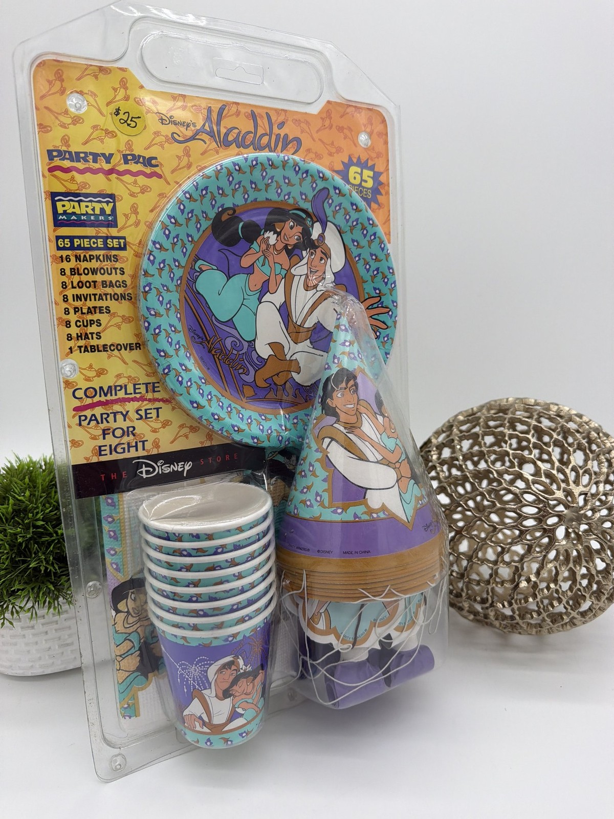 Vintage Disney Store Aladdin Party Pac 65 Piece Set Sealed Party Makers Vintage Disney Store Aladdin Party Pac 65 Piece Set Sealed Party Makers
