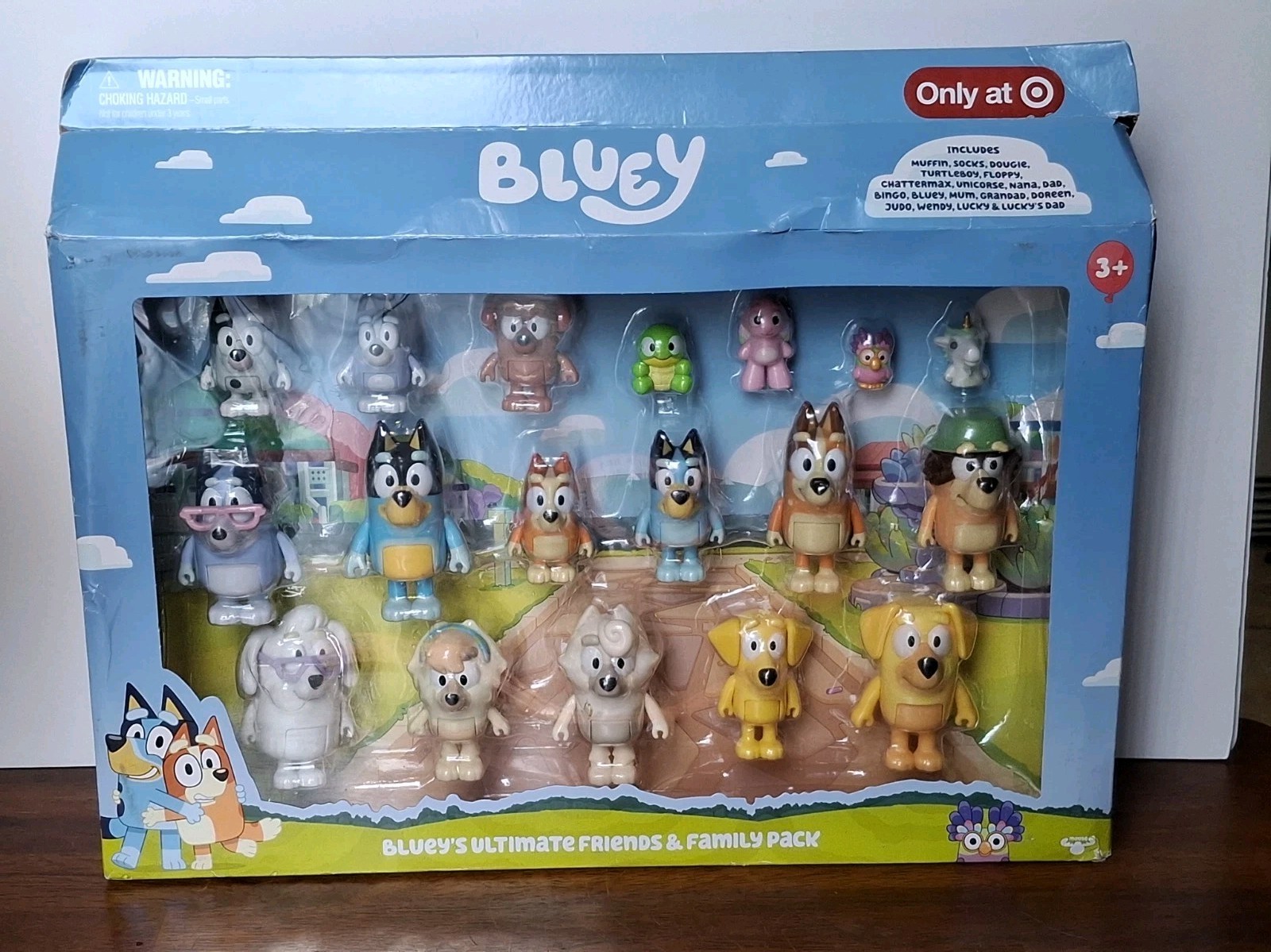 NEW Bluey\'s Neighborhood Ultimate Friends & Family Pack 15 Mini Figures Set NEW Bluey\'s Neighborhood Ultimate Friends & Family Pack 15 Mini Figures Set
