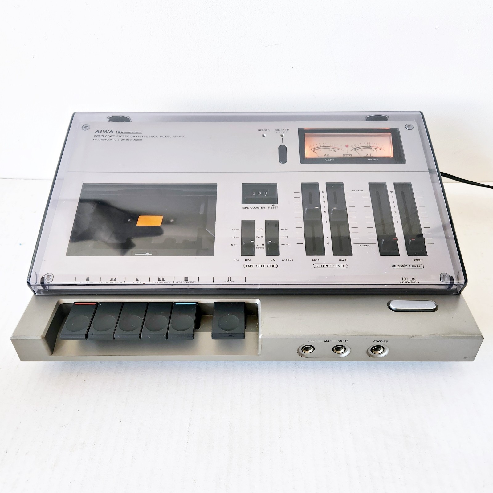 Vintage AIWA AD-1250 Solid State Stereo Cassette Deck -Meters, Lights Work AS-IS