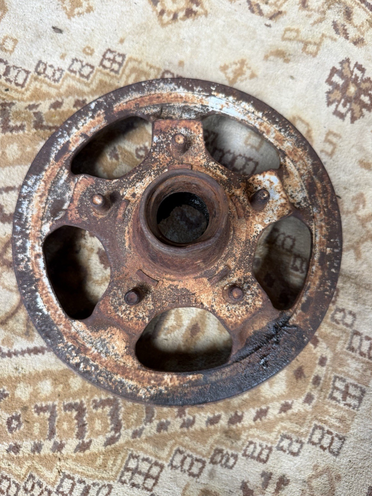 1936-1939 Ford Front Brake Drum Hub Wide 5 Vintage Flathead Hot Rod 1936-1939 Ford Front Brake Drum Hub Wide 5 Vintage Flathead Hot Rod