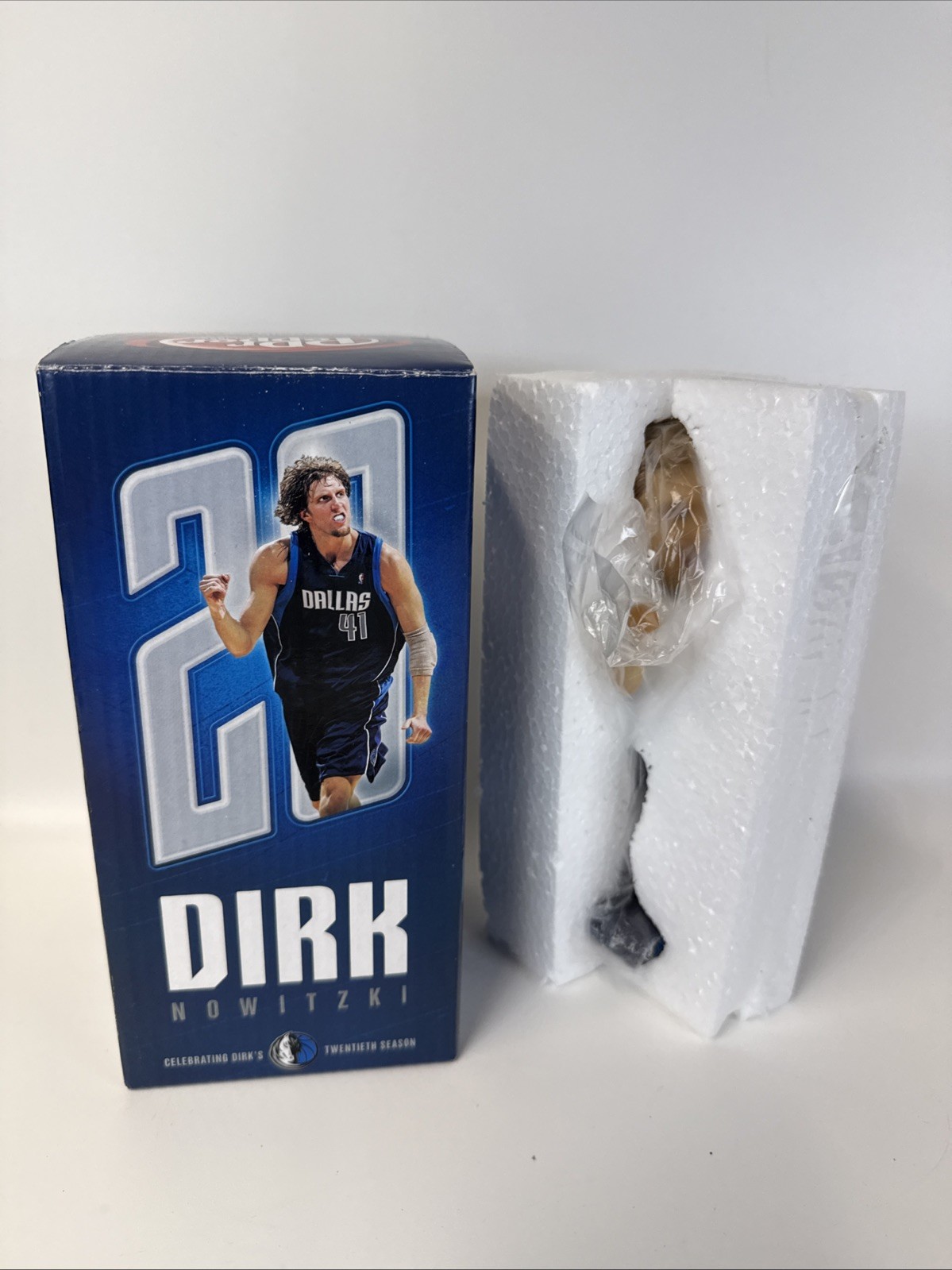 Dirk Nowitzki Dallas Mavericks NBA 2006 Playoffs Bobblehead 2 Of 10 Basketball Dirk Nowitzki Dallas Mavericks NBA 2006 Playoffs Bobblehead 2 Of 10 Basketball