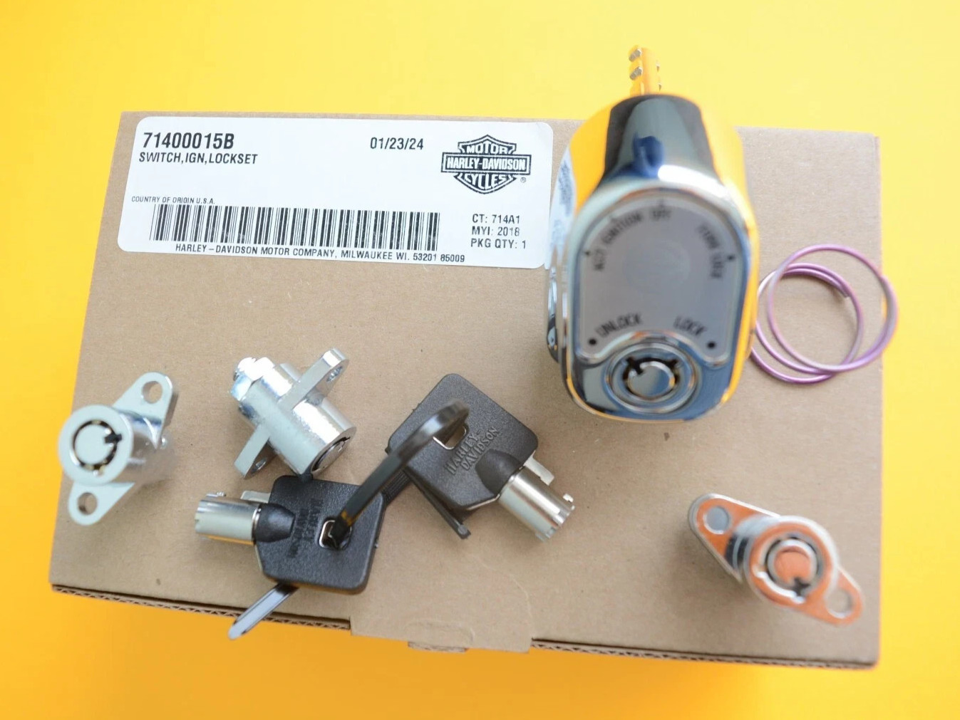 HARLEY DAVIDSON NEW OEM Switch ignition Lock set lockset Touring 2014 -2023 HARLEY DAVIDSON NEW OEM Switch ignition Lock set lockset Touring 2014 -2023