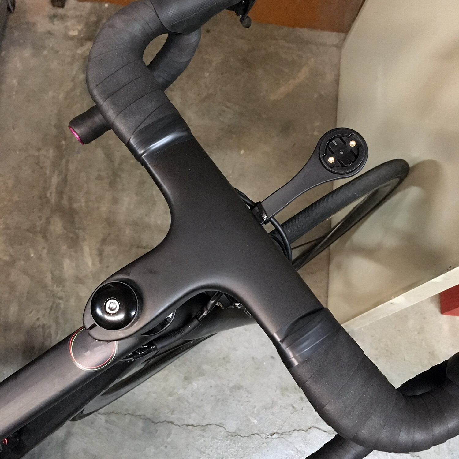 400/420/440mm Integrated Handlebar Stem Carbon Road Bicycle Drop Bar for Cycling 400/420/440mm Integrated Handlebar Stem Carbon Road Bicycle Drop Bar for Cycling
