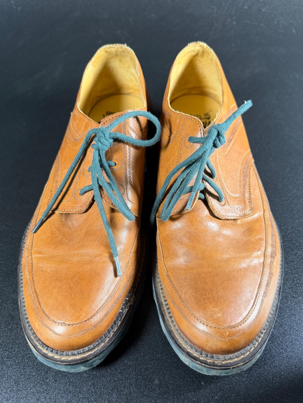 Used Rare Mens John Fluevog Guardian Angel Gibson Dublin Oxfords-Size 12-Camel Used Rare Mens John Fluevog Guardian Angel Gibson Dublin Oxfords-Size 12-Camel