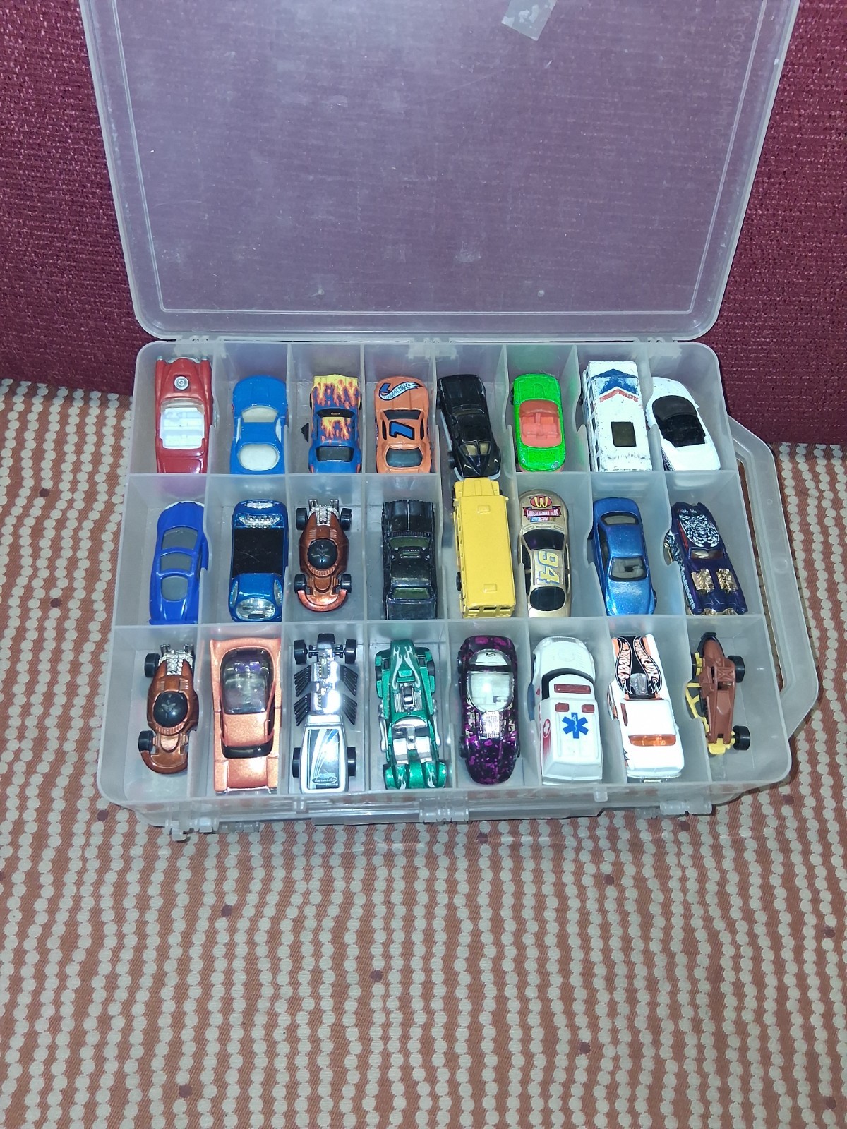 Vintage Hot Wheels and Matchbox cars 70\'s, 80\'s, 90\'s era (Read description) Vintage Hot Wheels and Matchbox cars 70\'s, 80\'s, 90\'s era (Read description)