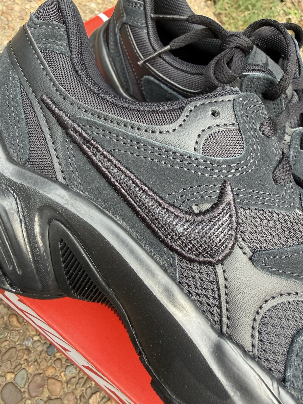 Nike AL8 Women’s 7.5