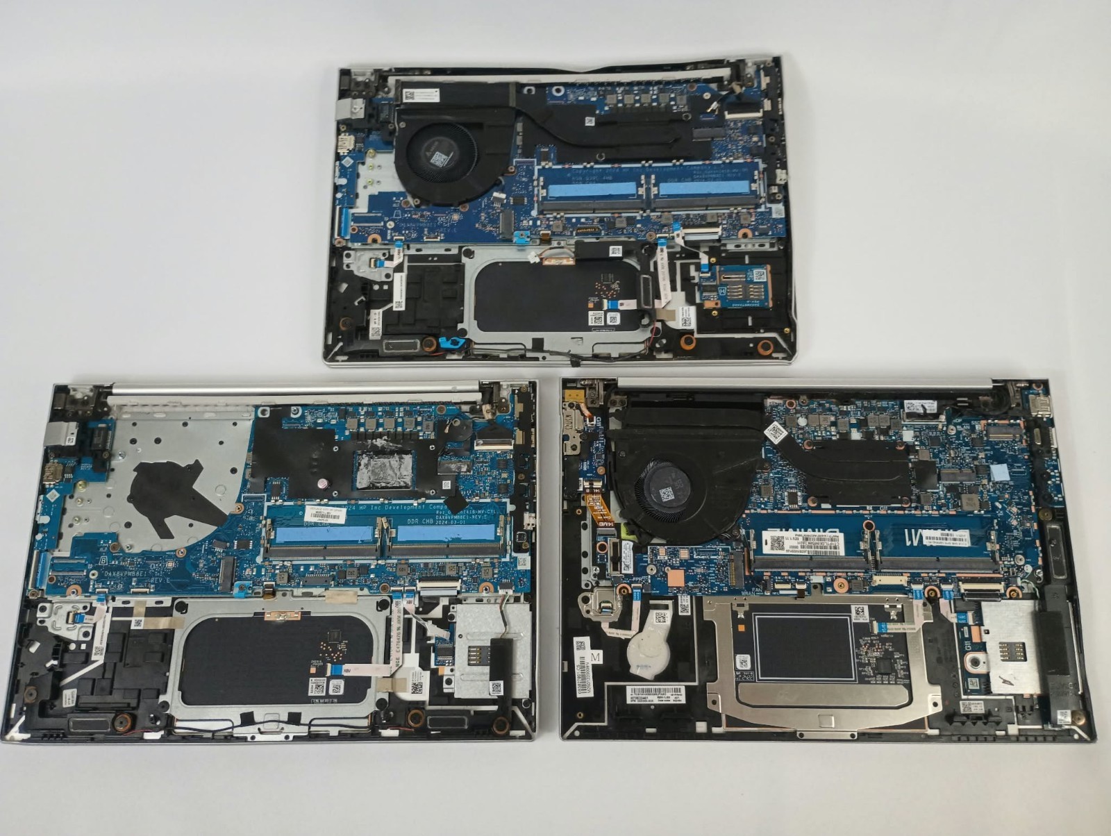 Lot of 3 HP Elitebook 840 G11 MOTHERBOARDS with extra parts Replacement Parts