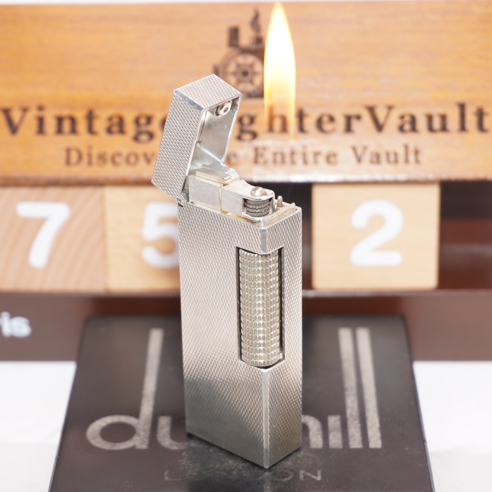 Dunhill Lighter Silver Barley Pattern _Ultrasonically Cleaned_Working Dunhill Lighter Silver Barley Pattern _Ultrasonically Cleaned_Working