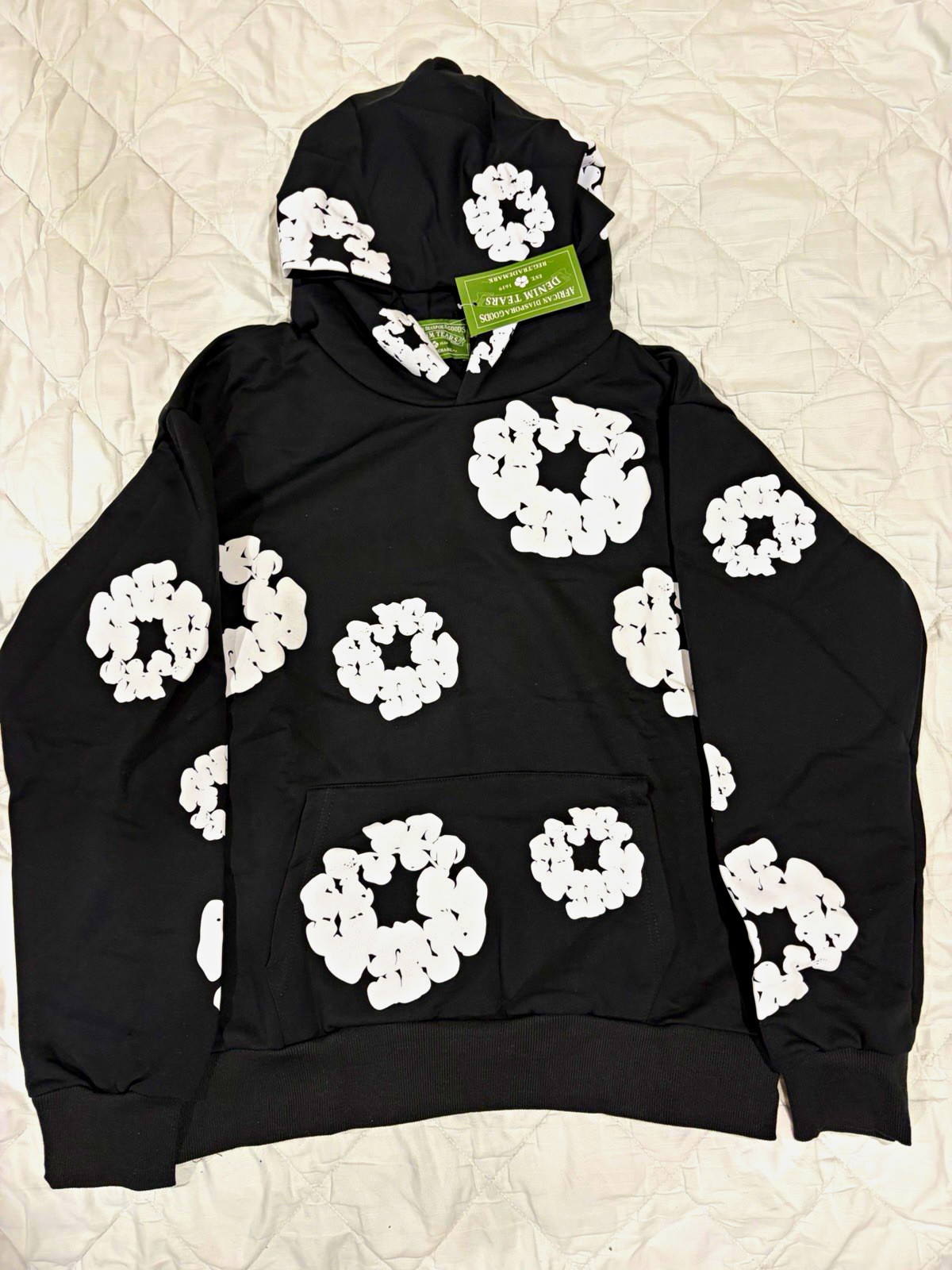 Denim Tears Men\'s M Black Pullover Hoodie White Graphic Print Pockets Denim Tears Men\'s M Black Pullover Hoodie White Graphic Print Pockets