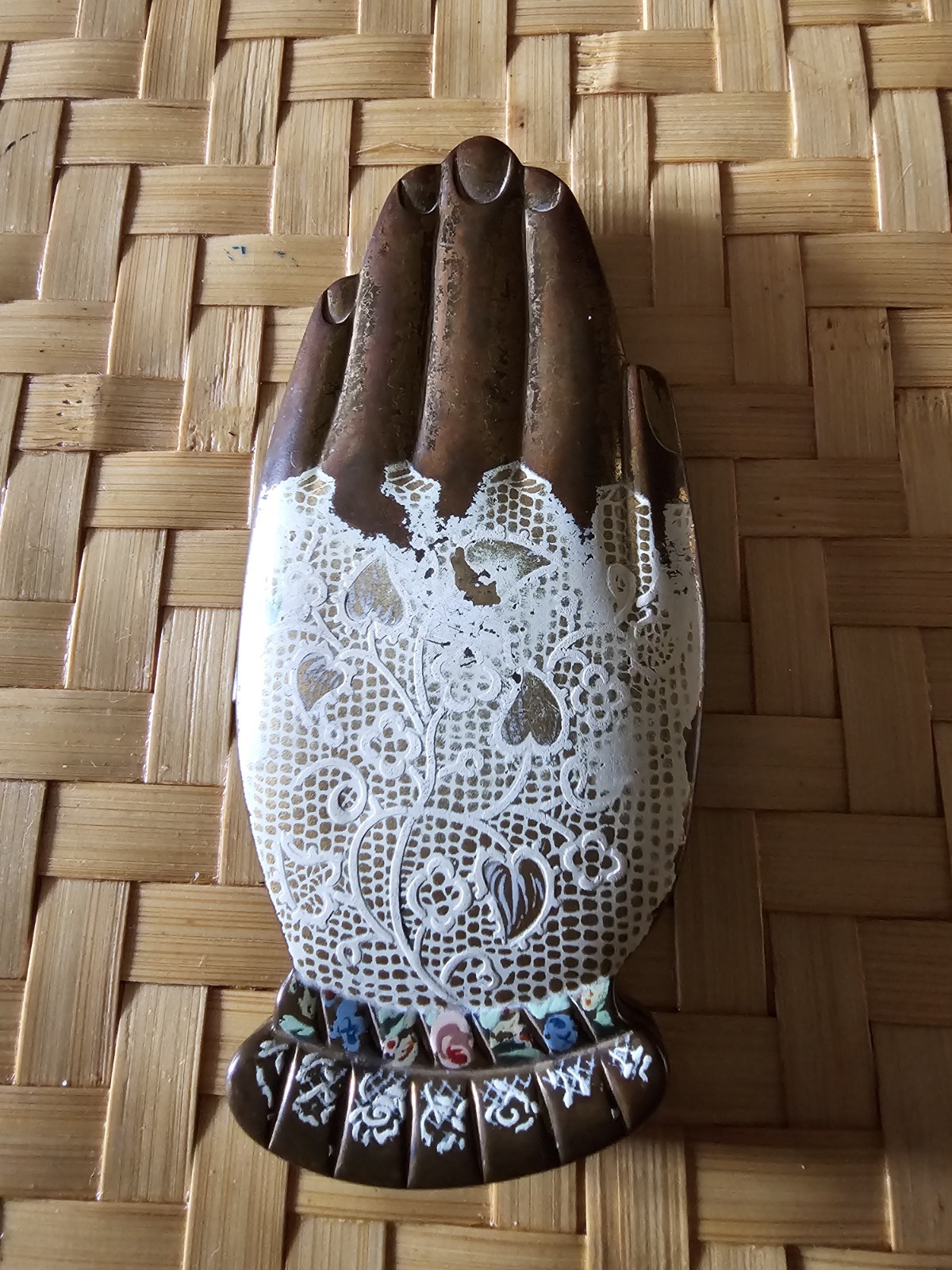 Vtg Volupte Golden Gesture Hand Shaped compact Read Description Plz