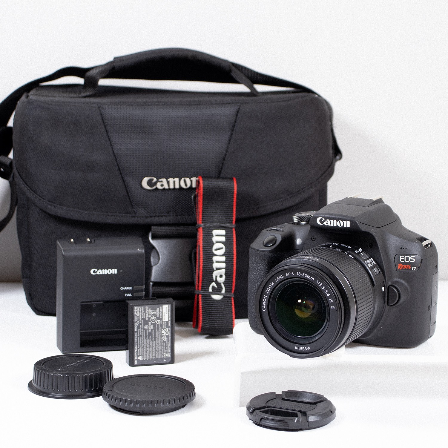 Canon EOS T7 Digital SLR Camera w/18-55mm Lens *Very LOW Shutter #343**EXCELLENT