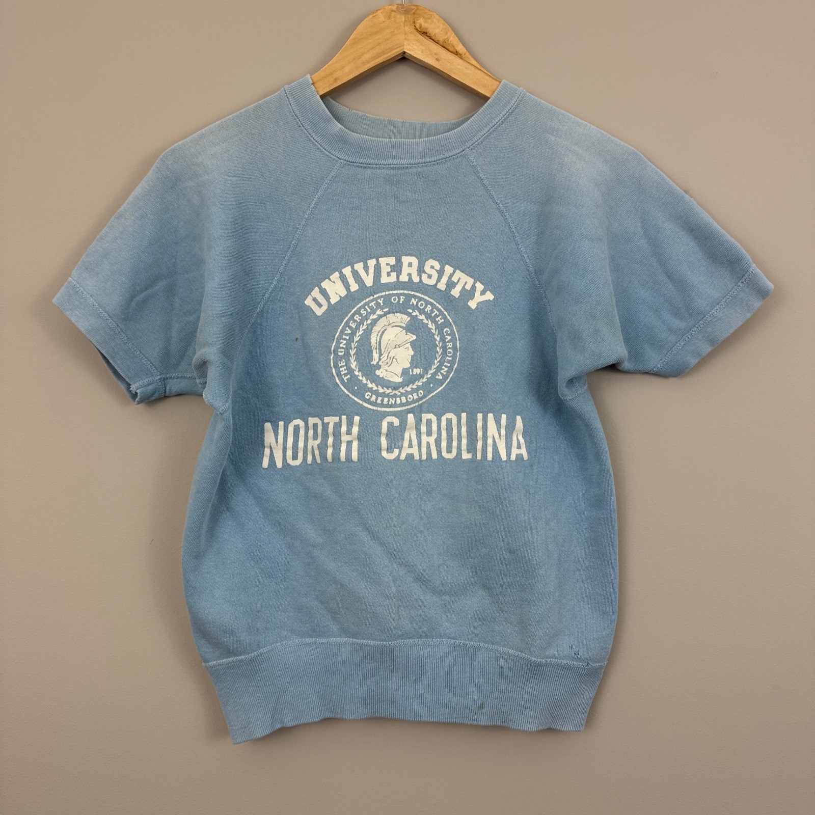 True Vintage 1960s UNC Greensboro Short Sleeve Sweatshirt UNCG Sz S