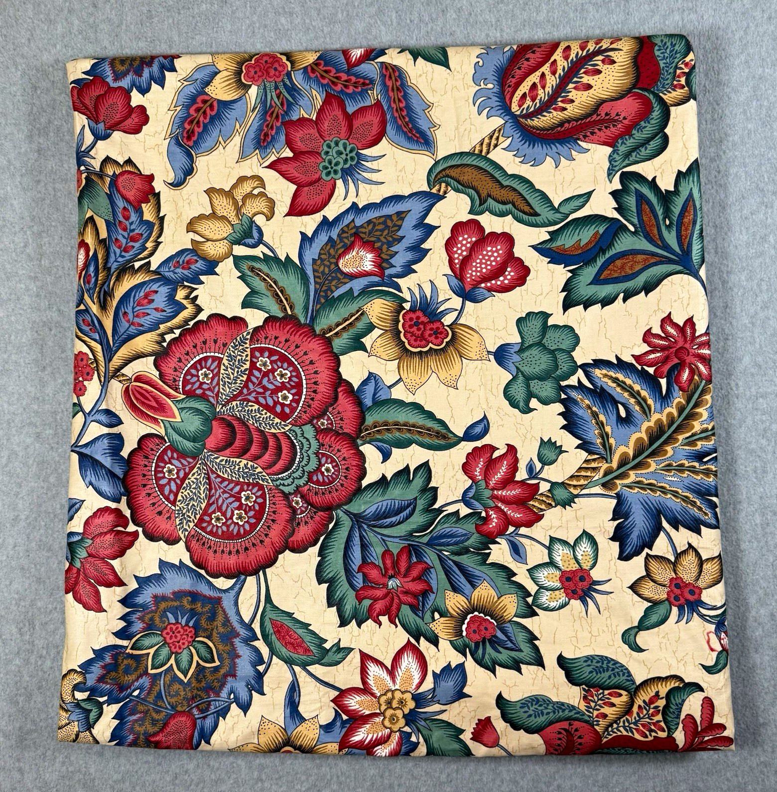 VTG Waverly Greenfield Classics Jacobean Floral Fabric 100% Cotton 2.94 yards