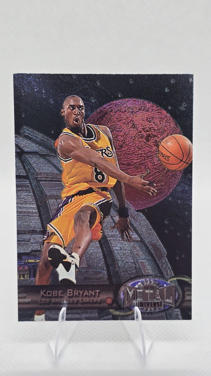 SkyBox 1997-98 Metal Universe Kobe Bryant “Death Star” LA Lakers #81 SkyBox 1997-98 Metal Universe Kobe Bryant “Death Star” LA Lakers #81