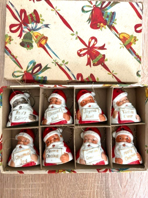 VINTAGE ARDALT JAPAN CHRISTMAS SANTA BELL ORNAMENTS IOB SET OF 8 MCM 1950\'S VINTAGE ARDALT JAPAN CHRISTMAS SANTA BELL ORNAMENTS IOB SET OF 8 MCM 1950\'S