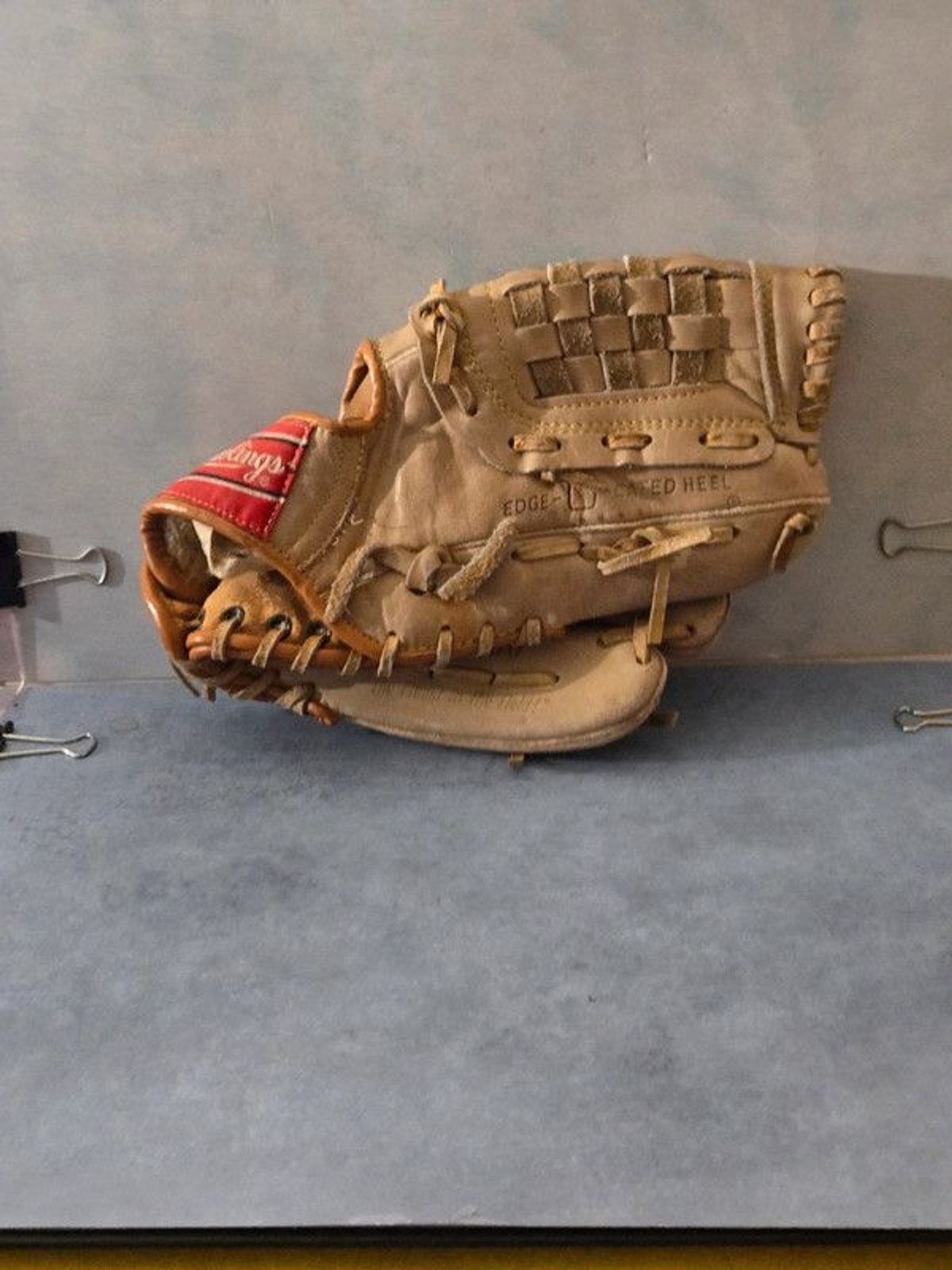 Vtg. Rawlings Ken Griffey Jr RBG90 Kids Glove (BLOC-32) Vtg. Rawlings Ken Griffey Jr RBG90 Kids Glove (BLOC-32)