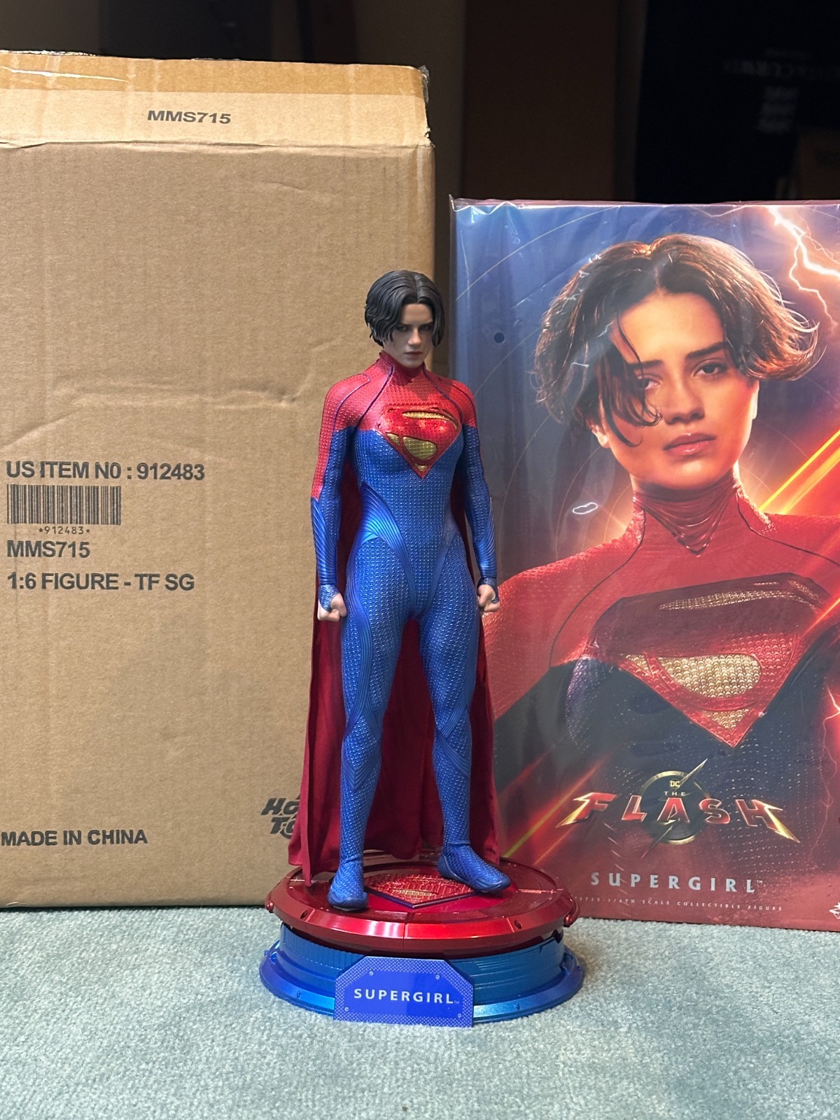 Hot Toys MMS715 DC The Flash Supergirl 1/6 Action Figure USED US SELLER