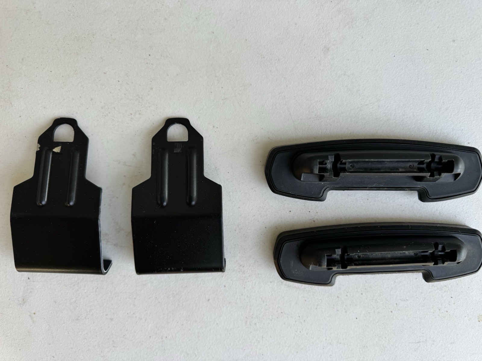 Yakima BaseClip BC129 (B58-5) 8006129 - Nice 
