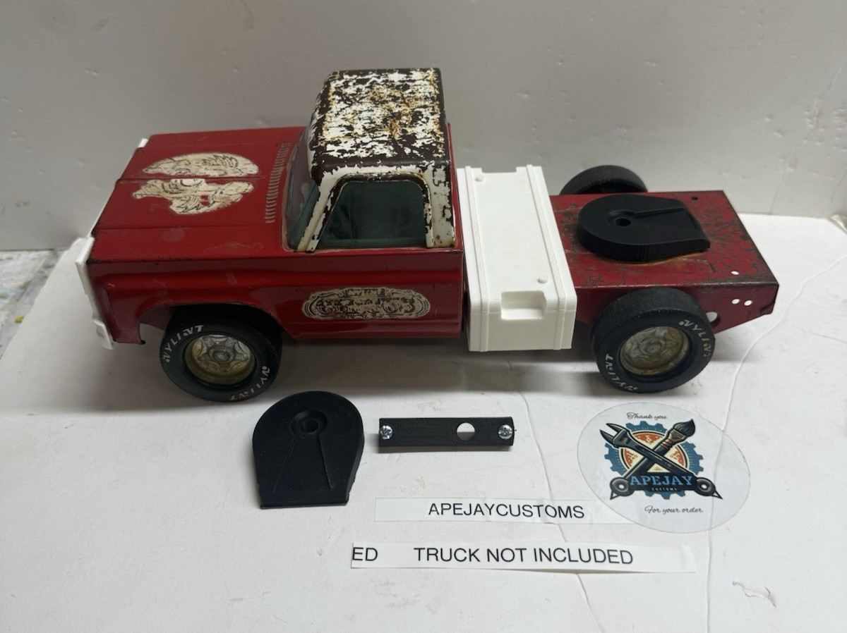1 new 5th wheel hitch for vintage Nylint Circus Wagon Chevy-Chassis chevrolet 1 new 5th wheel hitch for vintage Nylint Circus Wagon Chevy-Chassis chevrolet