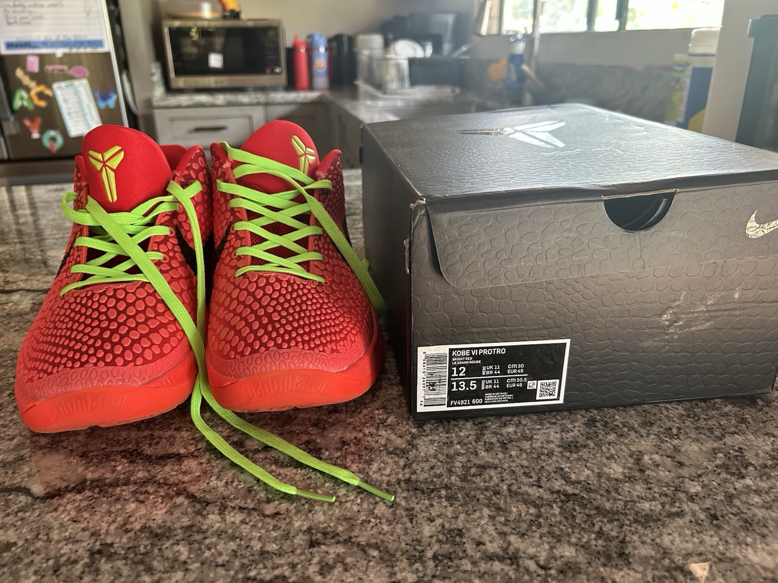 Kobe Reverse Grinch Protro 6 Sneakers Size 12 Kobe Reverse Grinch Protro 6 Sneakers Size 12