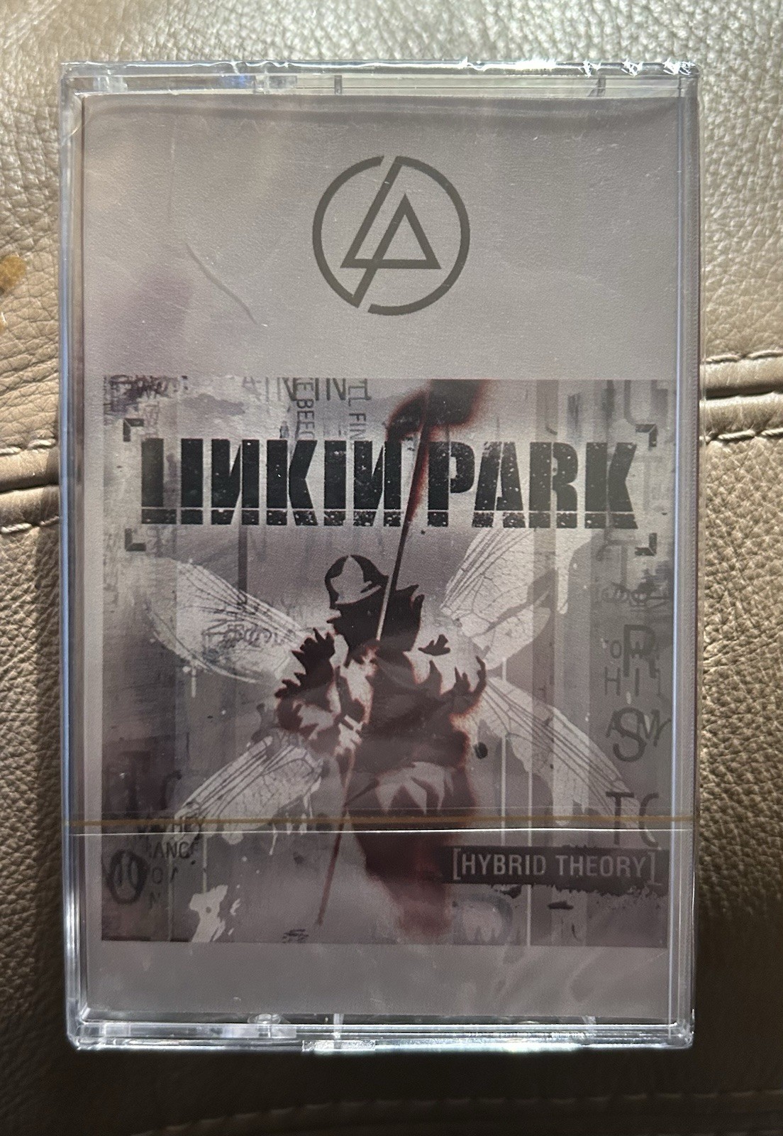 Linkin Park - Hybrid Theory NEW IMPORT CASSETTE ships from u.s. Y2k Metal Linkin Park - Hybrid Theory NEW IMPORT CASSETTE ships from u.s. Y2k Metal